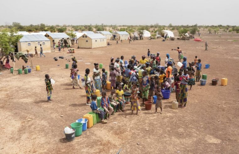 Burkina Faso : une attaque dévastatrice à barsalogho révèle l&rsquo;ampleur de la crise sécuritaire