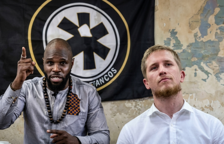 Les zones d&rsquo;ombre de Kemi Seba : entre alliances controversées et démêlés judiciaires