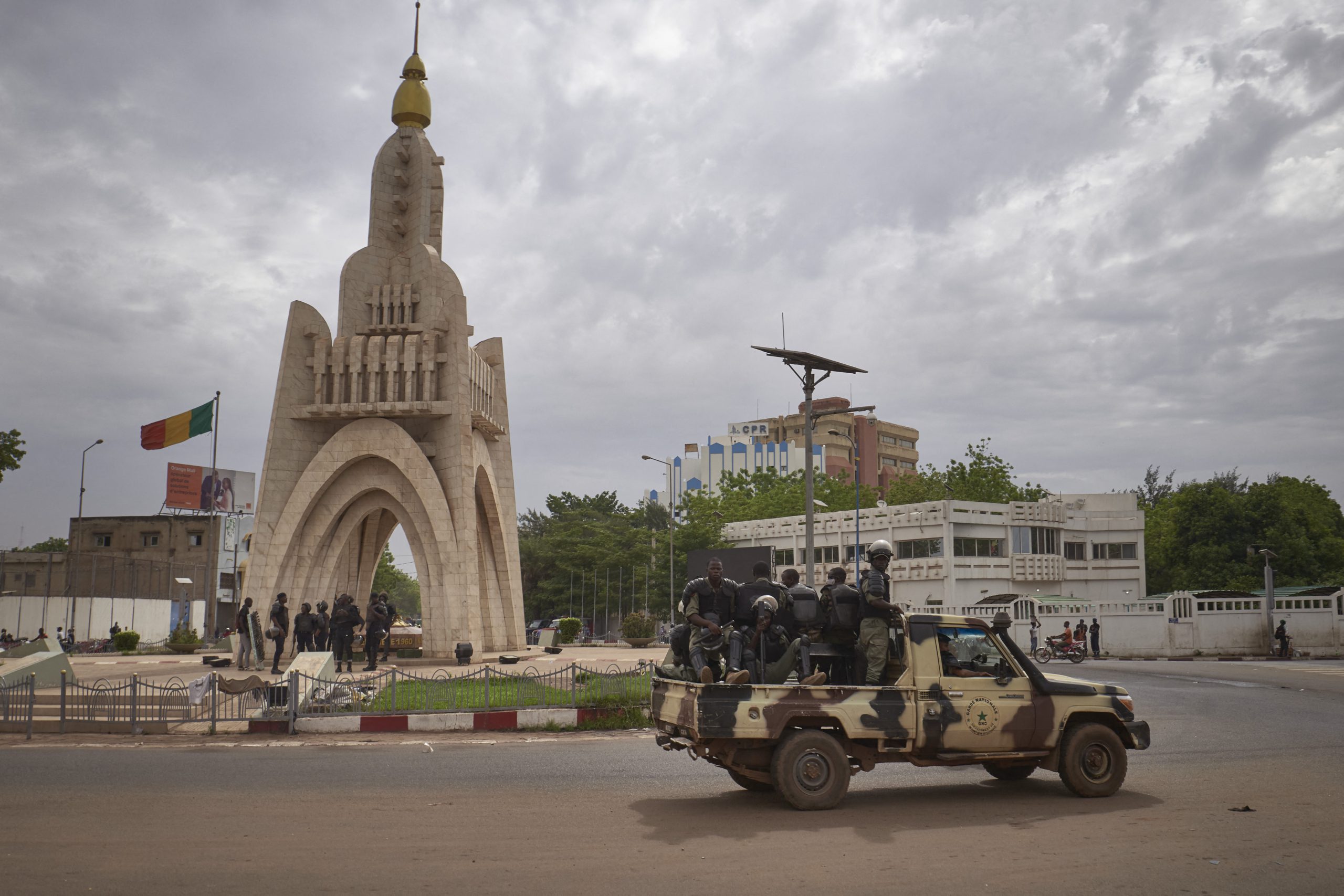 Menace de dissolution des partis politiques au Mali : une dérive inquiétante selon Amnesty International