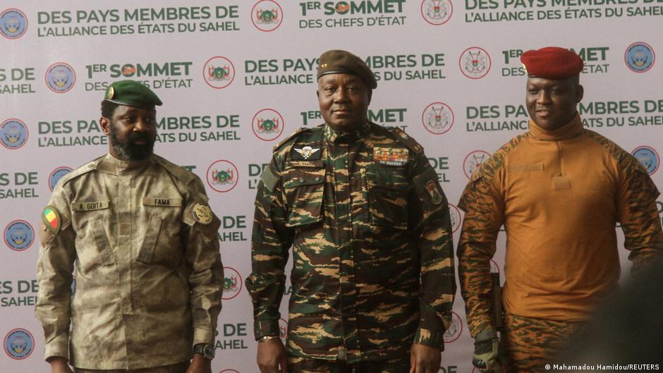 Stratégie occidentale et relations avec les régimes du Sahel