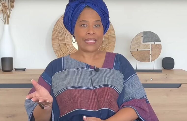 Influenceuse panafricaine bloquée à Paris pour propagande pro-russe
