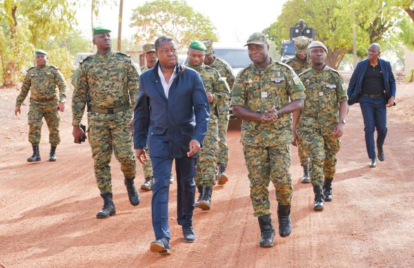 Visite historique de Faure Gnassingbé sur le front de l&rsquo;opération Koundjoaré au Togo