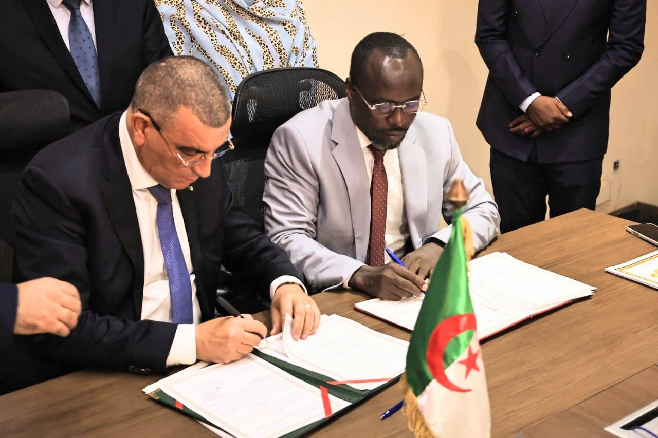 Accord Algérie-Tchad pour booster les infrastructures transsahariennes