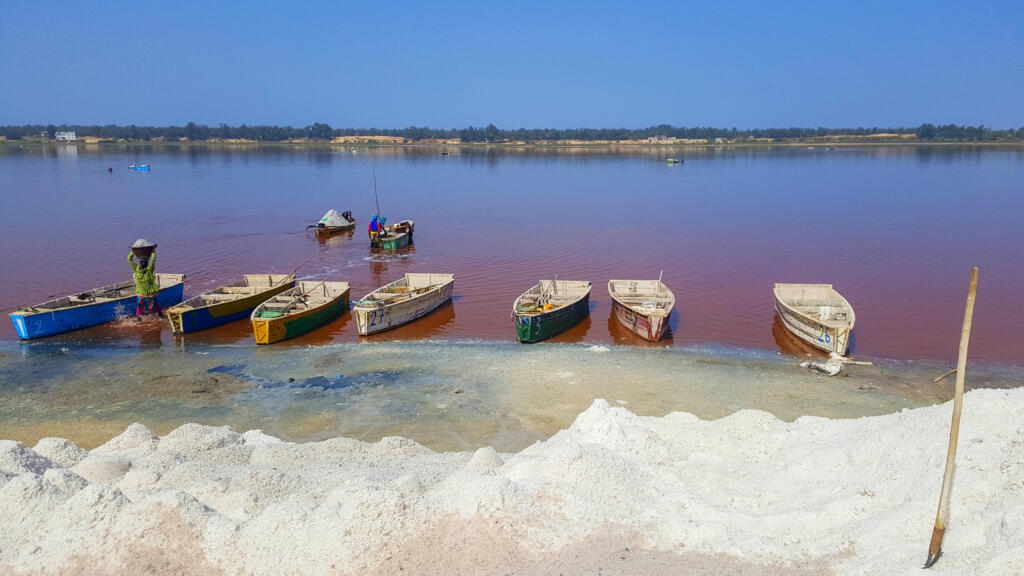 Lac Rose : la contestation s&rsquo;intensifie face au projet de ville verte près de Dakar