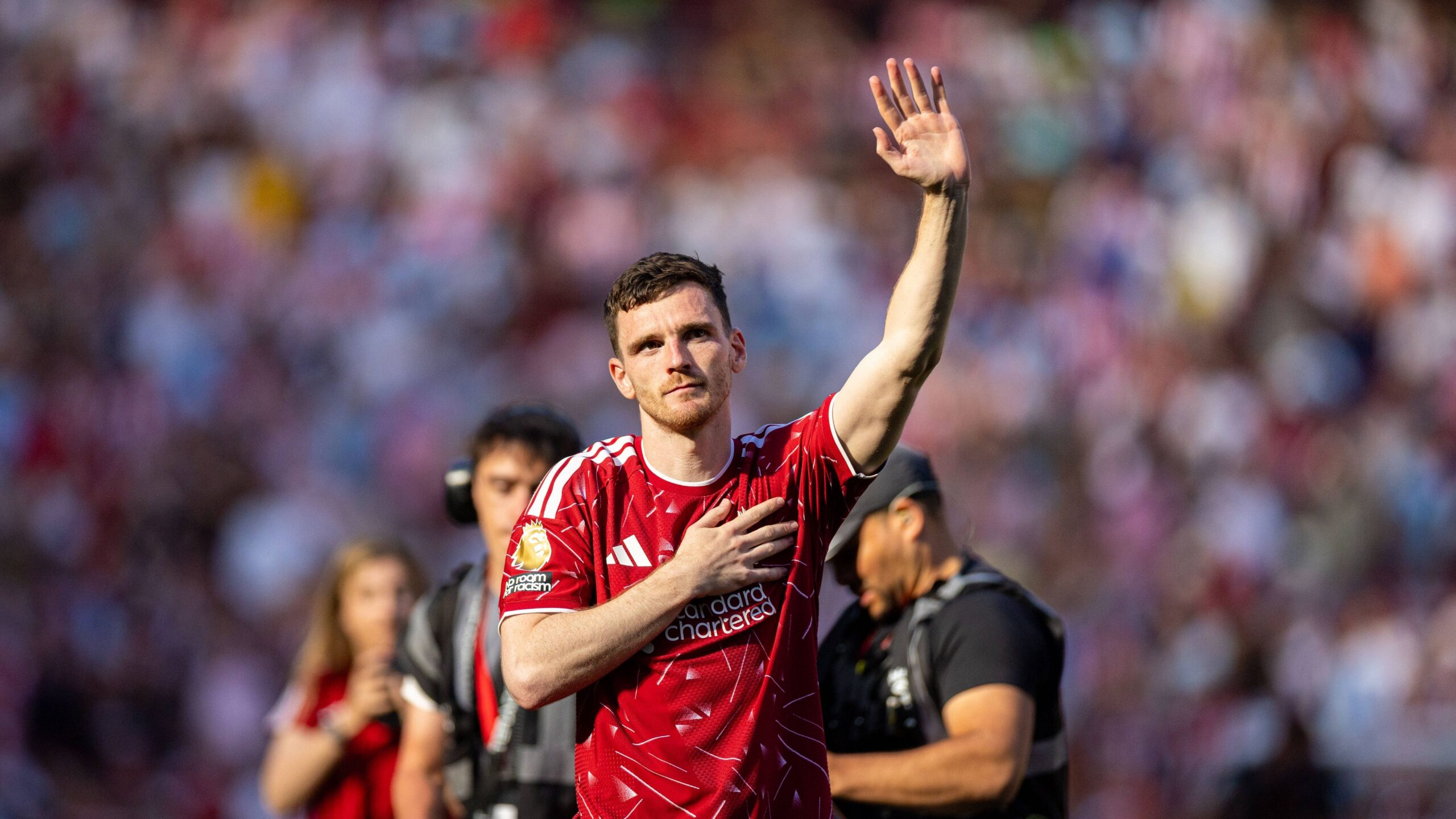 Robertson signe à Tottenham et quitte Liverpool après neuf ans de succès