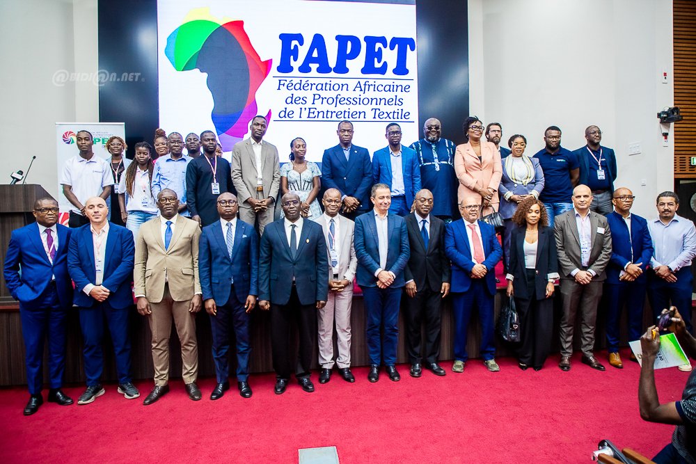 Abidjan accueille le forum africain de l’entretien textile pour booster l’industrie locale