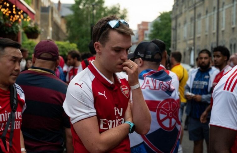 Malgré la défaite en ligue des champions, les supporters d&rsquo;Arsenal saluent la supériorité du PSG