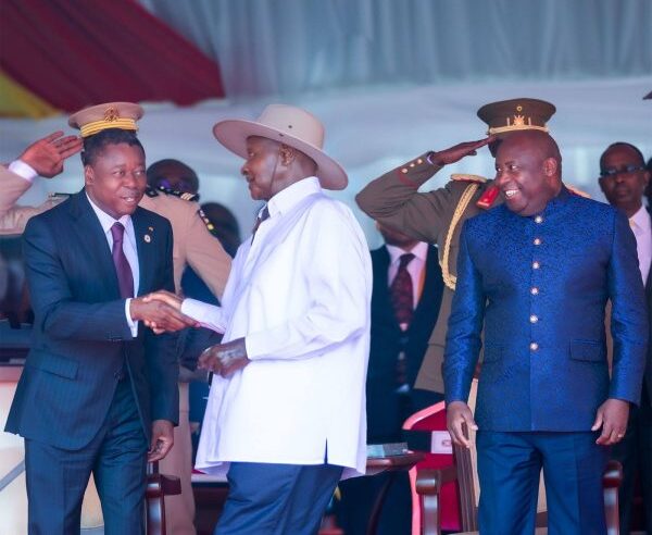 Faure Gnassingbé à Kampala : un engagement diplomatique pour la stabilité des Grands Lacs