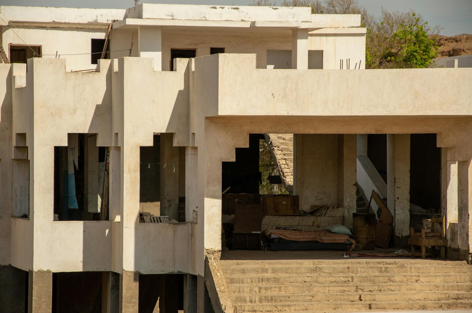 Sénégal : comment l&rsquo;État compte redonner vie à 25 infrastructures abandonnées