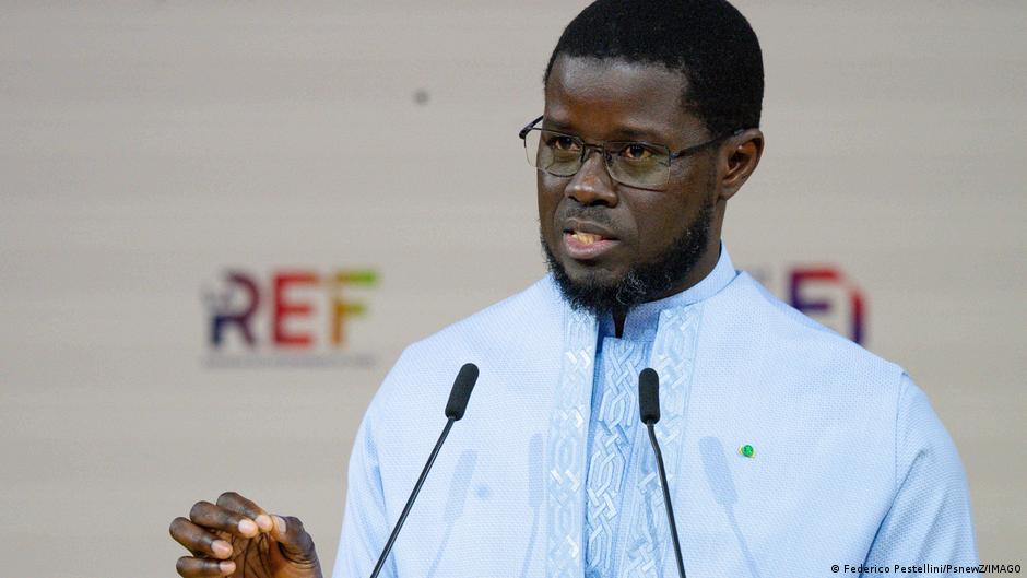 Stratégie politique de Bassirou Diomaye Faye au Sénégal : entre réformes et tensions internes