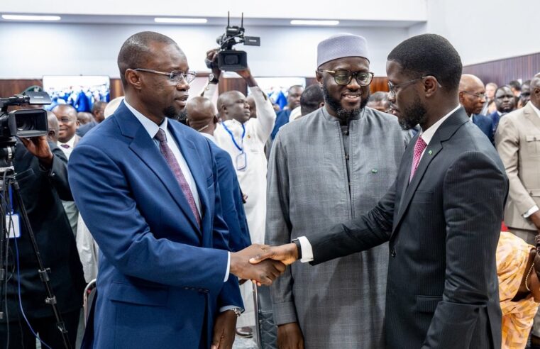 Sénégal : Diomaye Faye officialise le départ de Sonko du poste de Premier ministre