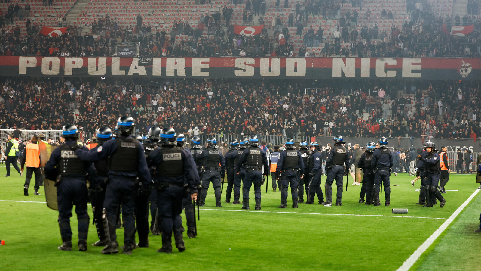 Nice saint-etienne : huis clos confirmé, les niçois dénoncent une décision excessive