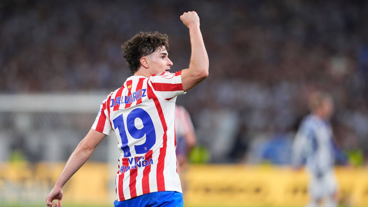 Psg : le fc barcelone prêt à faire une première offre pour julian alvarez