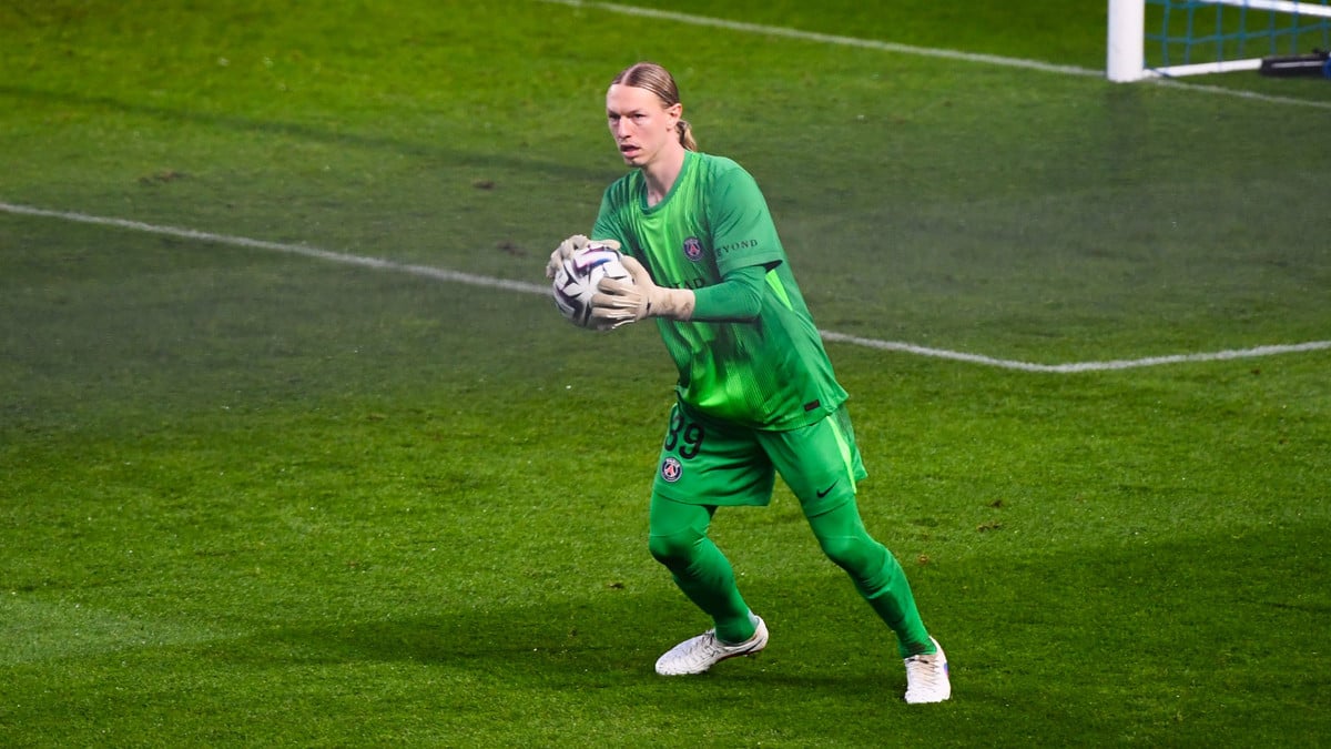 Psg : un transfert à 60 millions pour remplacer safonov avant la coupe du monde