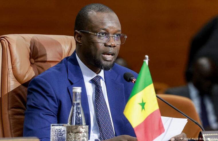 Les dangers de critiquer sonko au Sénégal