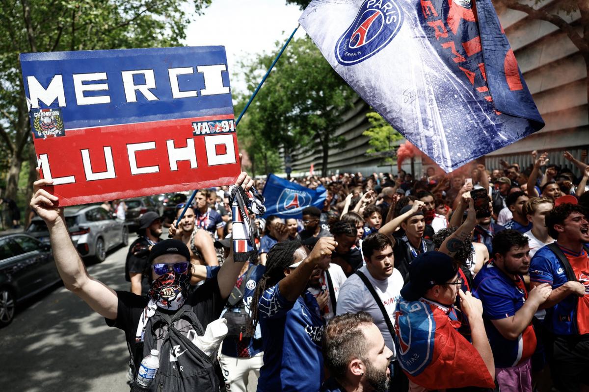 La veille de la finale psg arsenal l&rsquo;ambiance explose au parc des princes