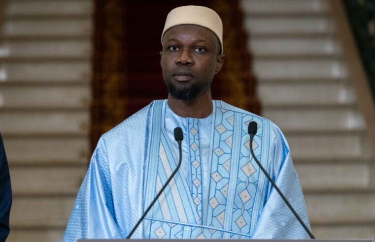 Une secousse politique majeure au Sénégal : le président Faye se sépare de son premier ministre Sonko