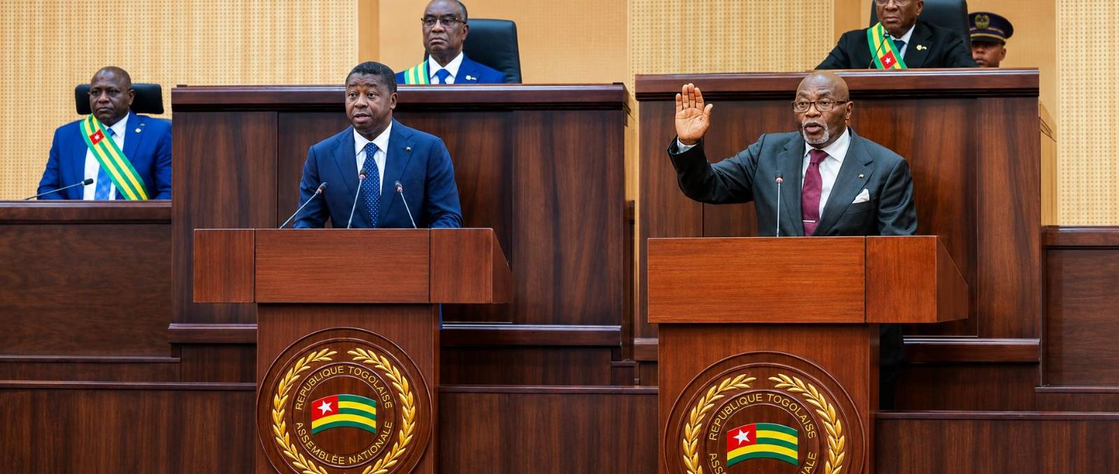 Le Togo et la nouvelle constitution : l&rsquo;ancrage du pouvoir de Faure Gnassingbé