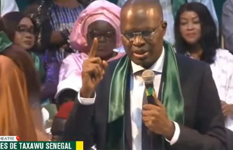 Khalifa Sall officialise Taxawu Sénégal et dénonce la gestion du pouvoir