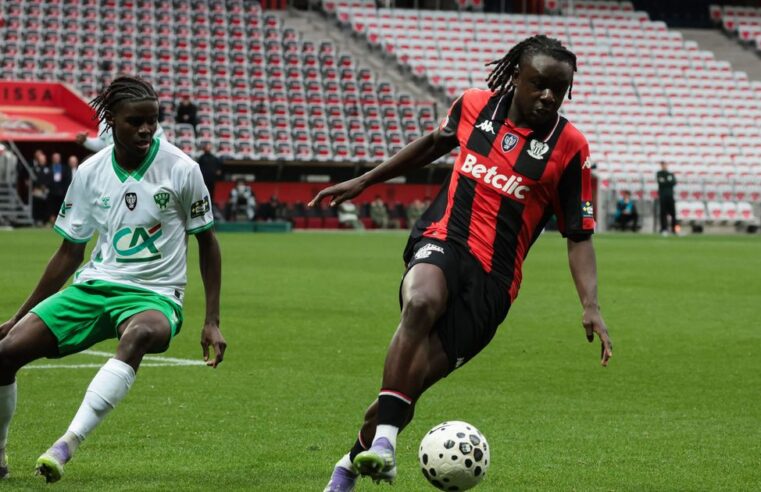 Barrage Ligue 1 : Nice et Saint-Étienne s&rsquo;affrontent pour la montée