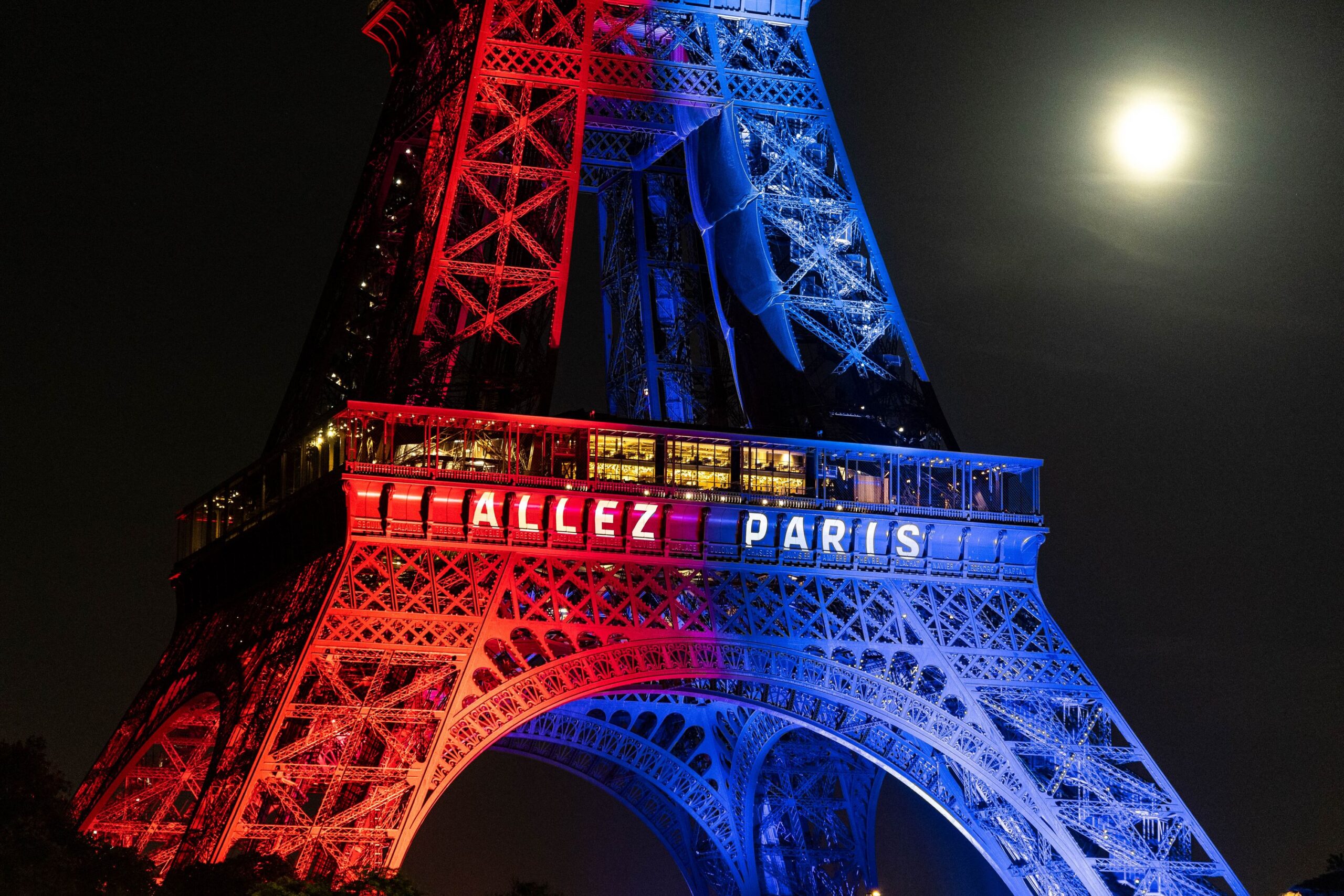 Avant la finale psg arsenal, l&rsquo;effervescence à Paris