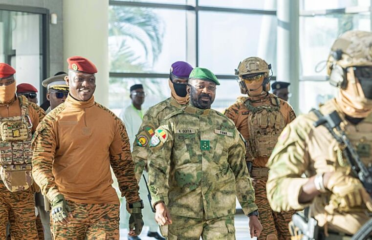 Alliance des états du Sahel : frappes aériennes conjointes au Mali après attaques jihadistes