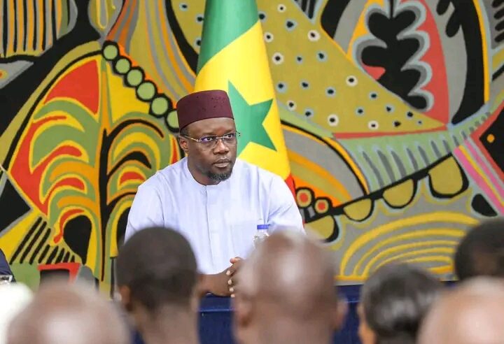 Sonko s&rsquo;oppose publiquement à diomaye Faye sur les fonds politiques au Sénégal