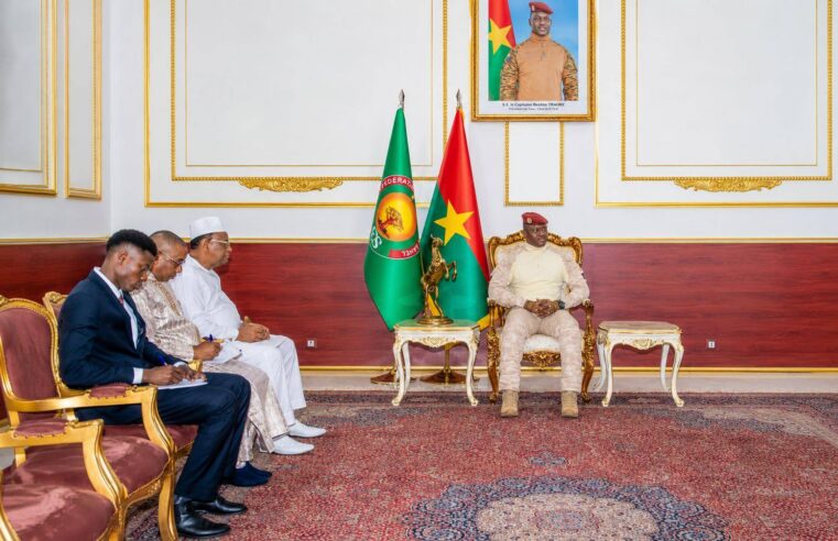 CEDEAO et AES : dialogue ou complicité face aux transitions militaires ?