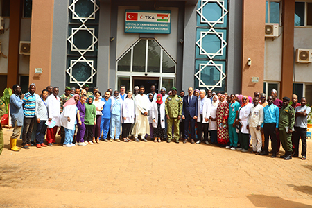 visite du ministre de la santé à l'hôpital Niger-türkiye