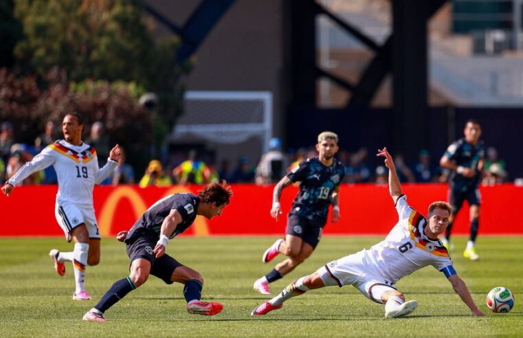 Choc en Coupe du Monde: l&rsquo;Allemagne s&rsquo;effondre face au Paraguay