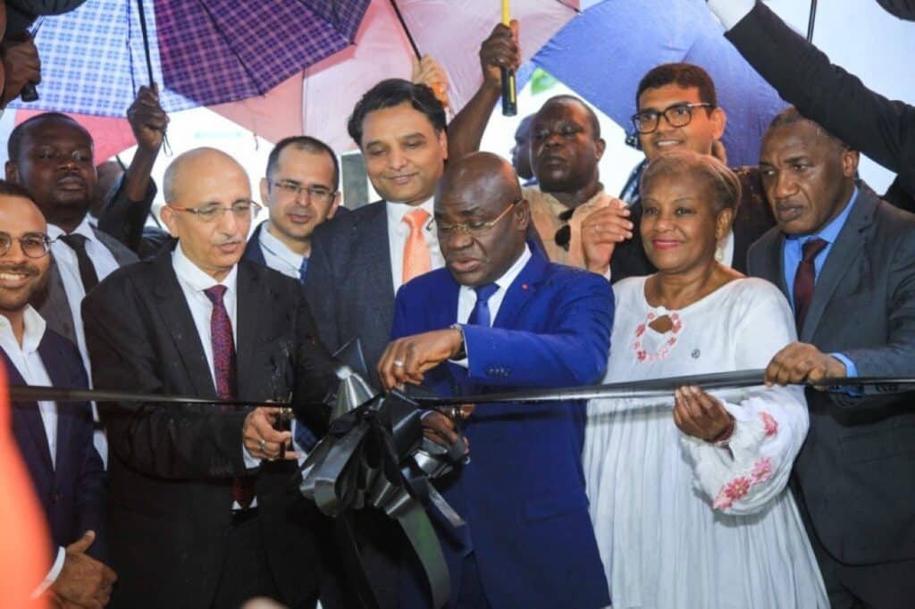 Côte d&rsquo;Ivoire : une révolution industrielle transforme les coques de cajou en ressources stratégiques