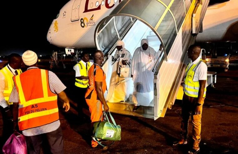 Premier vol retour des pèlerins du hadj 2026 à Ouagadougou : une arrivée sous le signe de la paix
