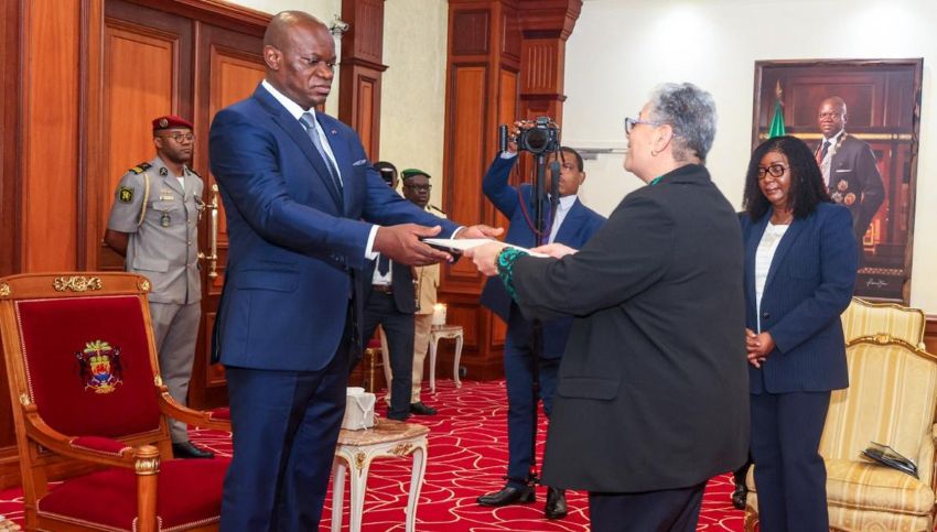 Gabon : cinq ambassadeurs officiellement accrédités à Libreville