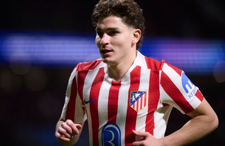 Mercato : le PSG abandonne la piste Julian Alvarez