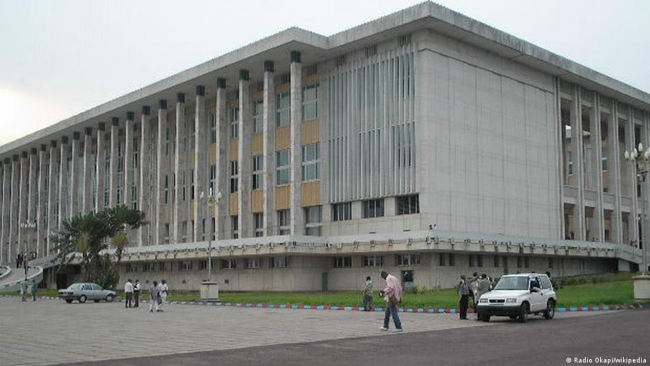 Réforme constitutionnelle en rdc : entre souveraineté populaire et controverses