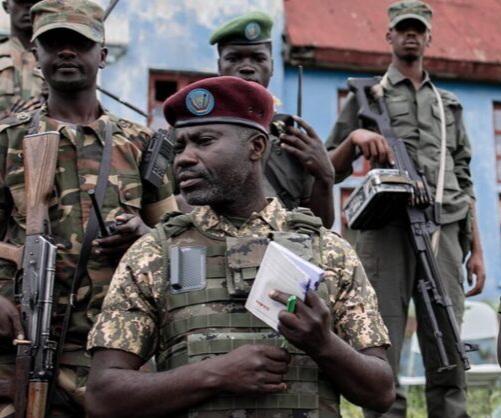 Sanctions américaines contre deux chefs rebelles en RDC et reddition de combattants