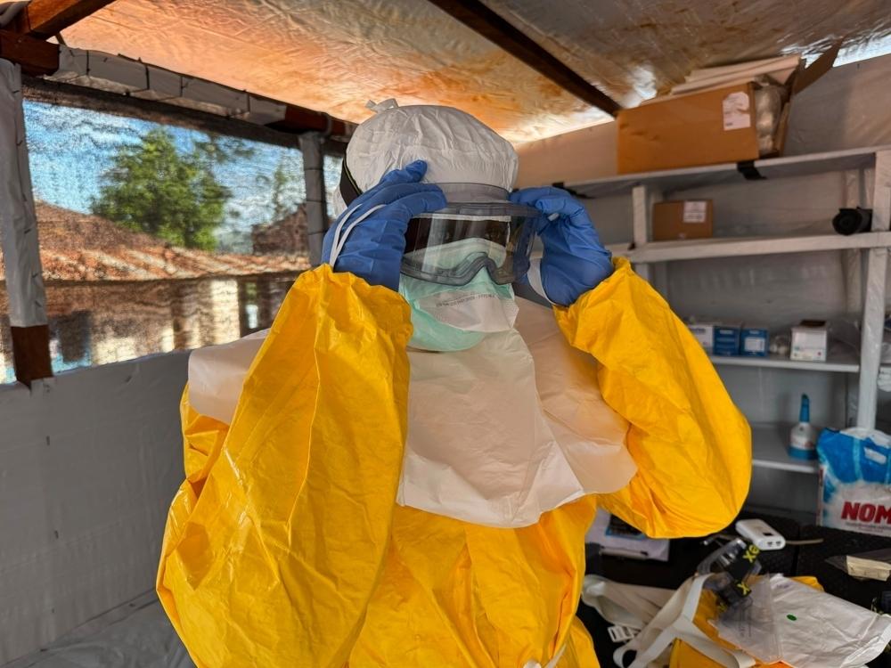 Centres de traitement ebola en rdc : msf en première ligne contre l&rsquo;épidémie