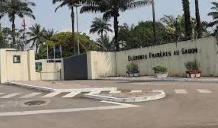 Libreville abandonne le nom historique du camp de gaulle