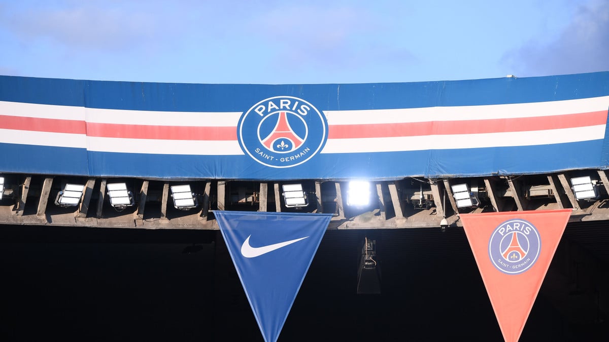 Mercato: Manchester United en pole pour Mateus Fernandes, le PSG sur d&rsquo;autres pistes