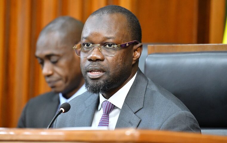 Ousmane Sonko dénonce un complot politique contre sa réintégration à l&rsquo;assemblée