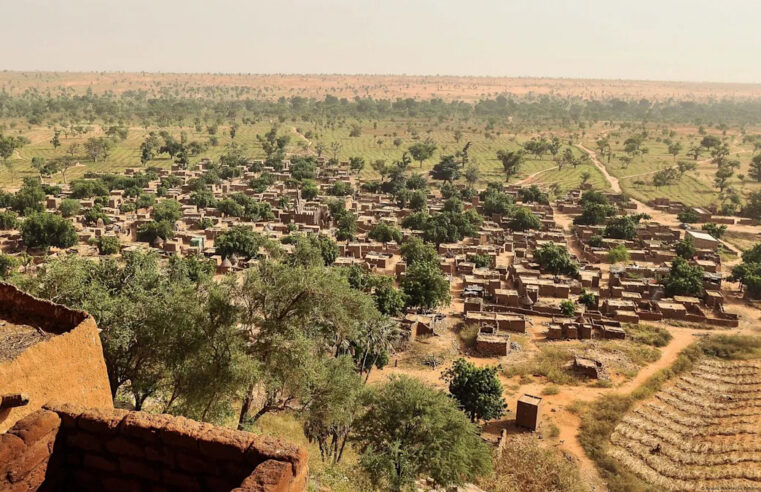 Des milliers de dogons déplacés retrouvent leurs foyers au Mali central