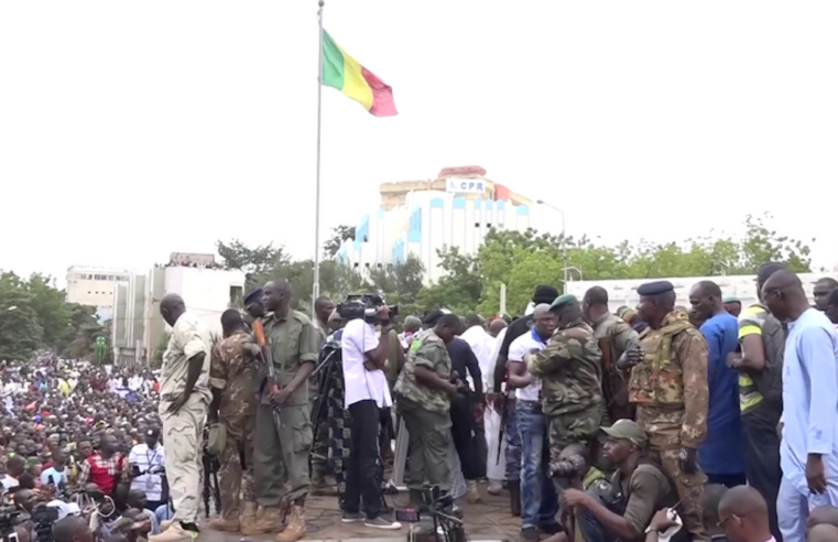 La stratégie de l&rsquo;ennemi : pilier des régimes autoritaires au Burundi et au Mali