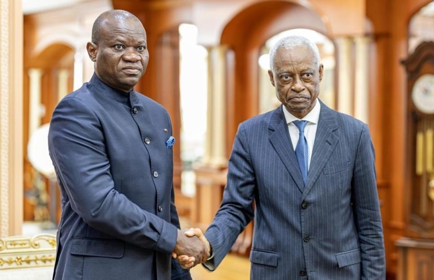 Réunion entre le président Oligui Nguema et le maire de Libreville Eugène Mba