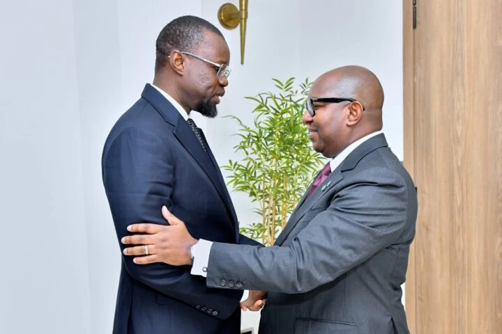 rencontre à l'assemblée nationale entre Ousmane Sonko et le président du Comité exécutif de l'Union Parlementaire Africaine