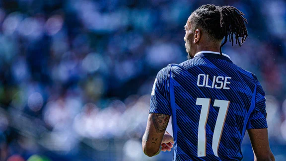 Michael Olise en action avec le Bayern Munich