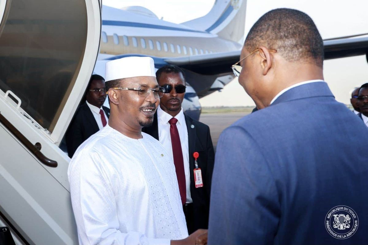 Retour du président du Tchad après une visite diplomatique aux émirats arabes unis