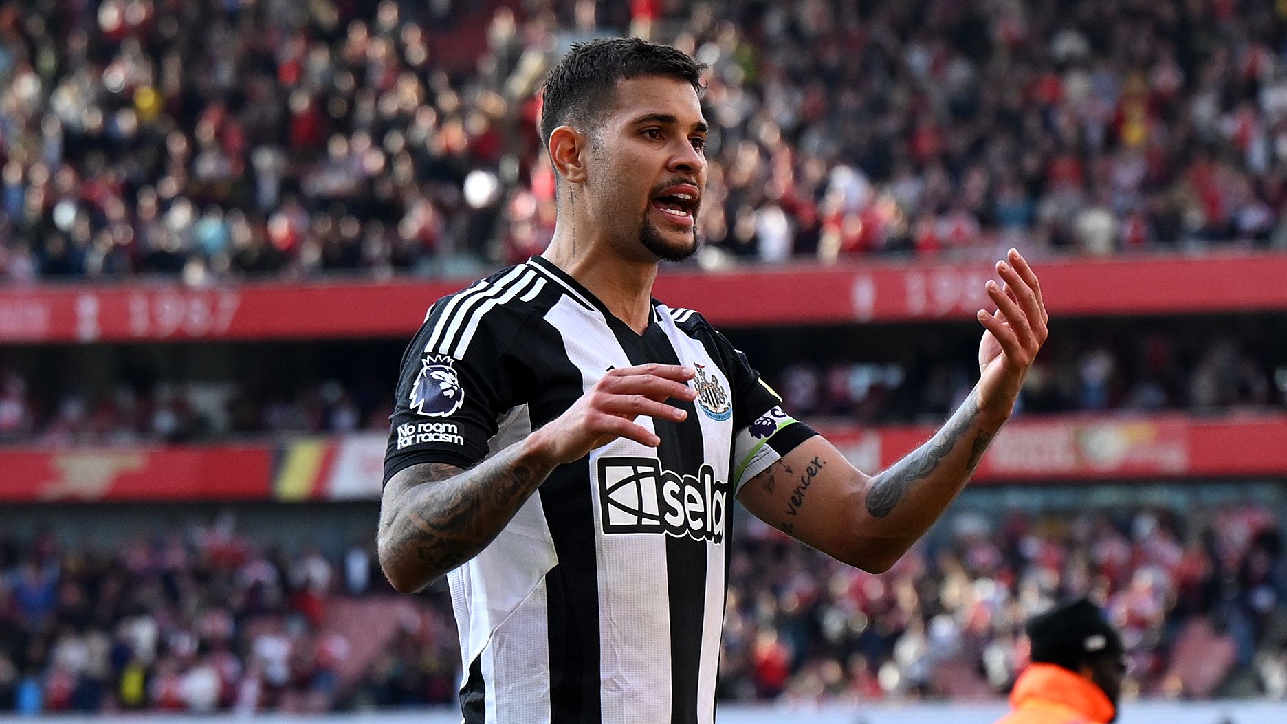 Bruno guimaraes bientôt à arsenal ? les négociations avec newcastle s&rsquo;intensifient
