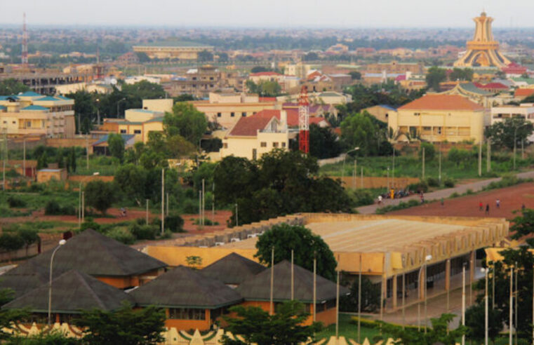 Fermeture de l&rsquo;ambassade du Burkina Faso en France : les diplomates burkinabè de retour à Ouagadougou