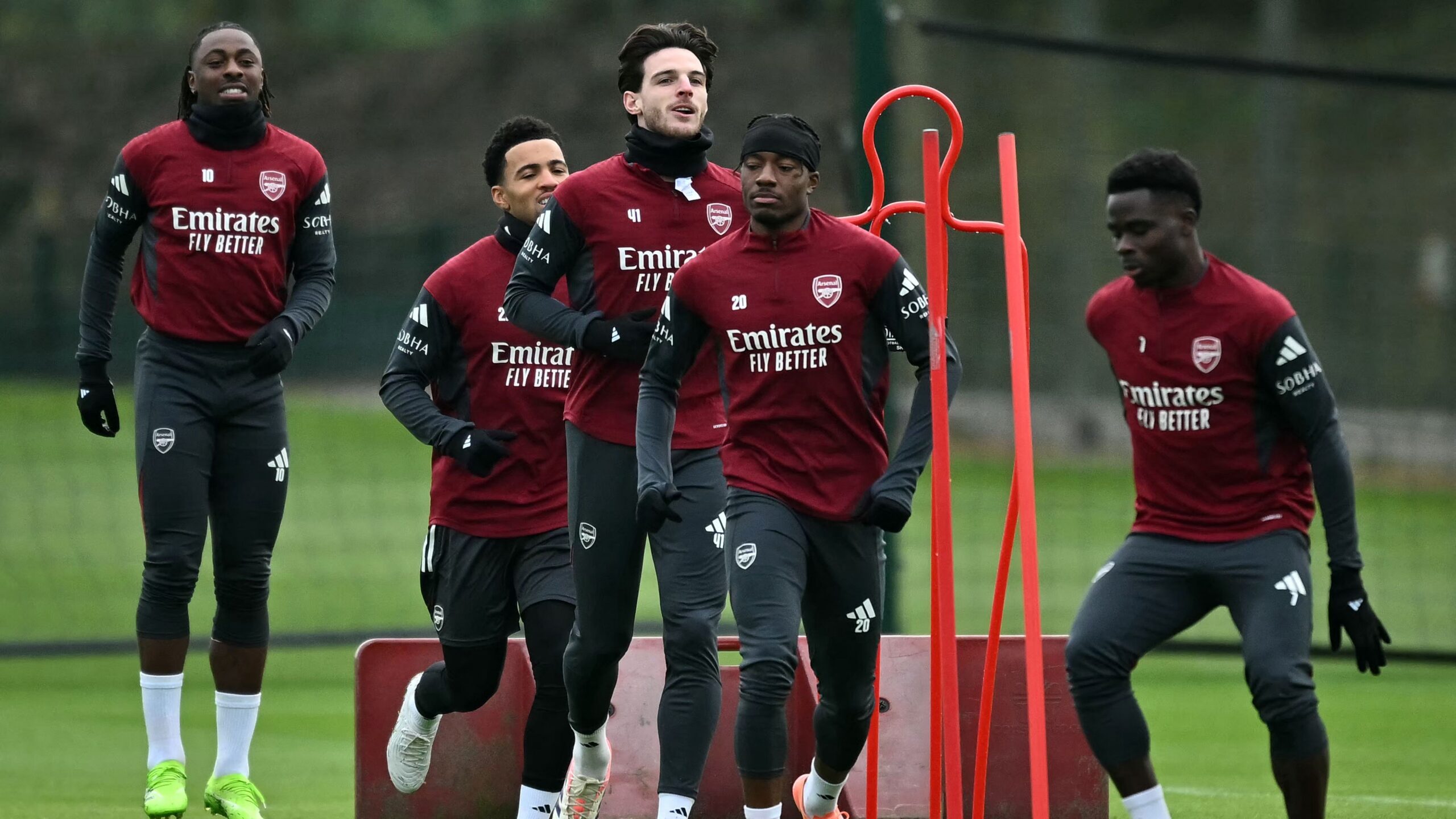 Absents du prochain match : les internationaux anglais d&rsquo;Arsenal après leur campagne mondiale
