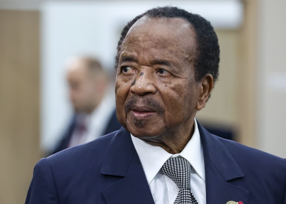 Paul biya : l’absence prolongée du président camerounais sous le feu des critiques